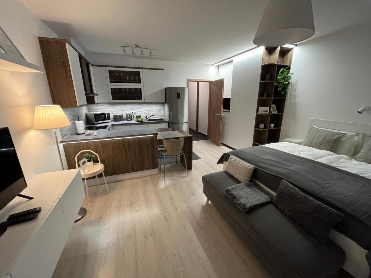 Vileo50 Budapest