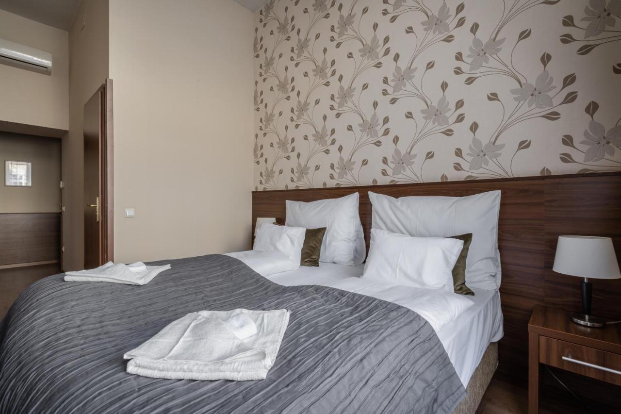 Elit Boutique Rooms- Location by bqa * Budapest