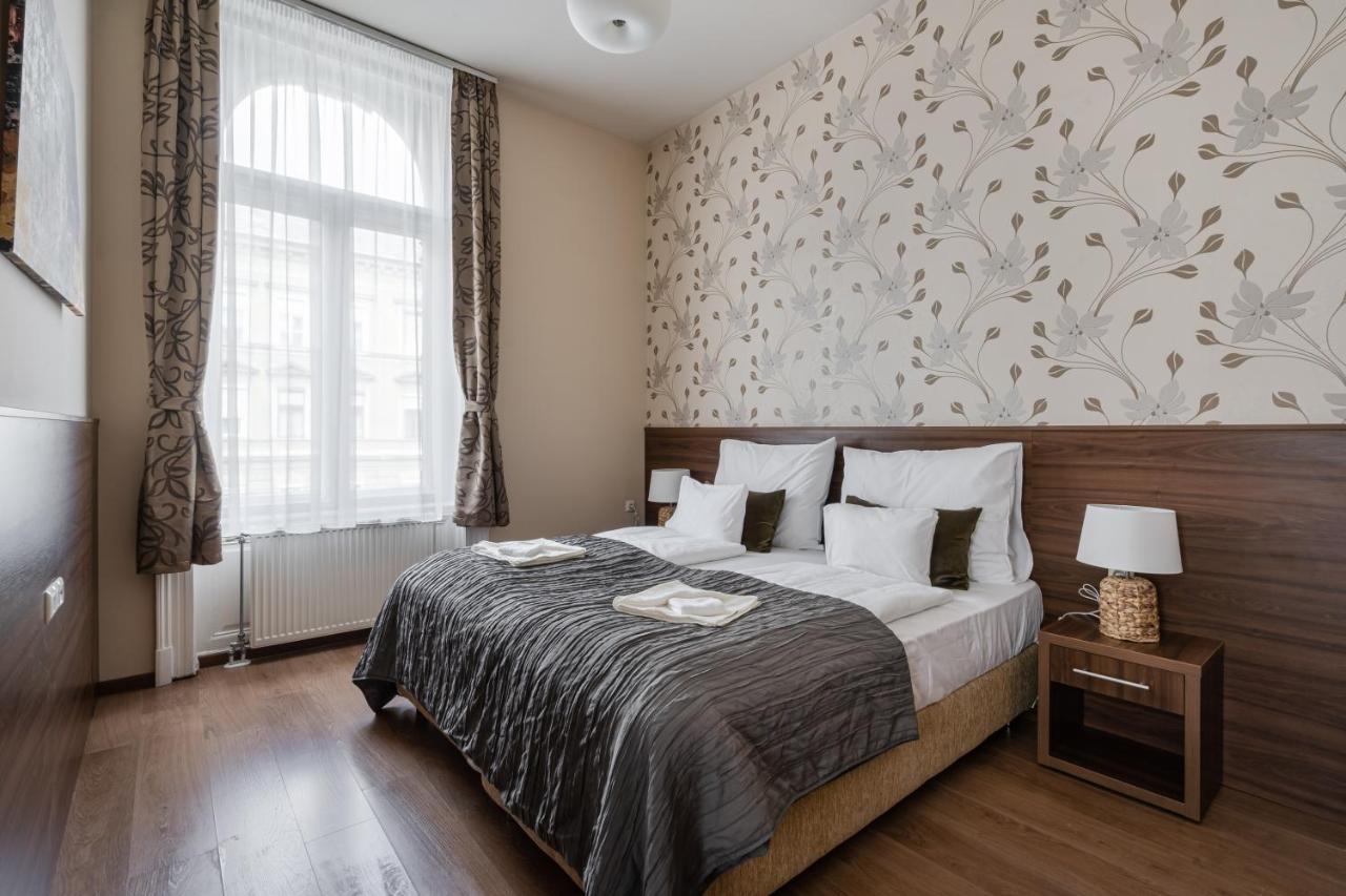 Elit Boutique Rooms- Location by bqa * Budapest