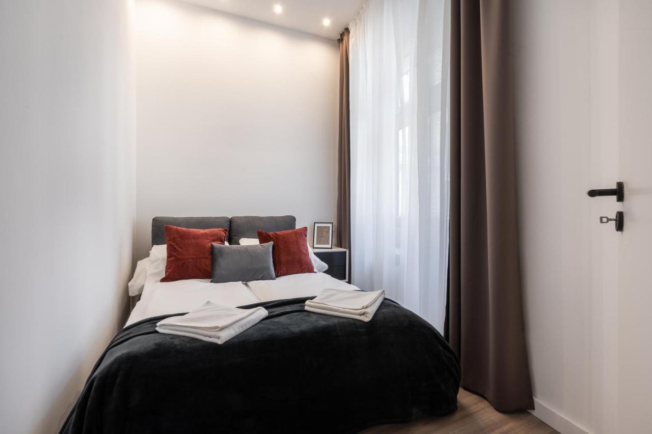 Kl26- Quality Apartments, Best Location. By Bqa *