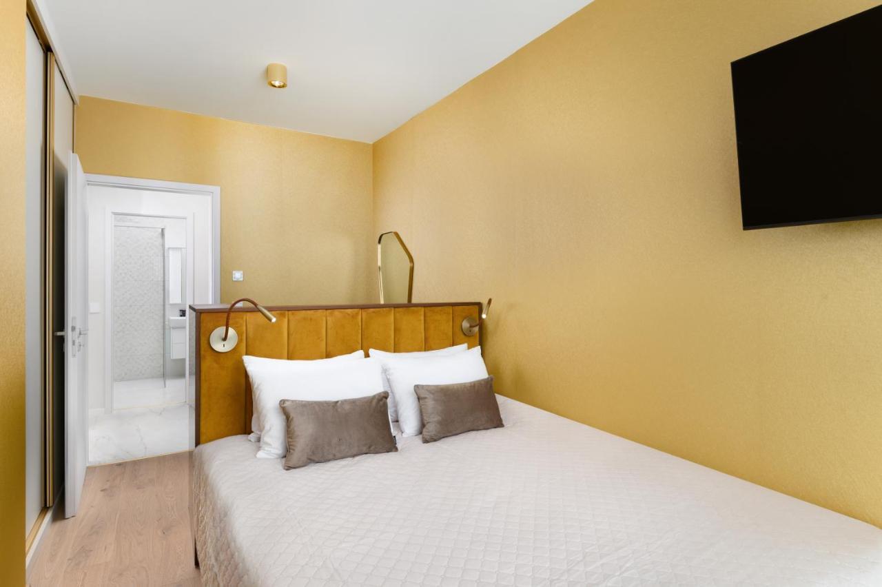 Aparthotel Emerald Downtown Luxury By Continental Group 2*