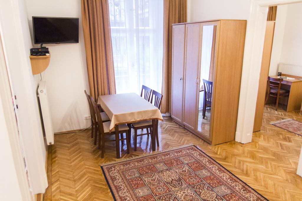 Apartment Authentic