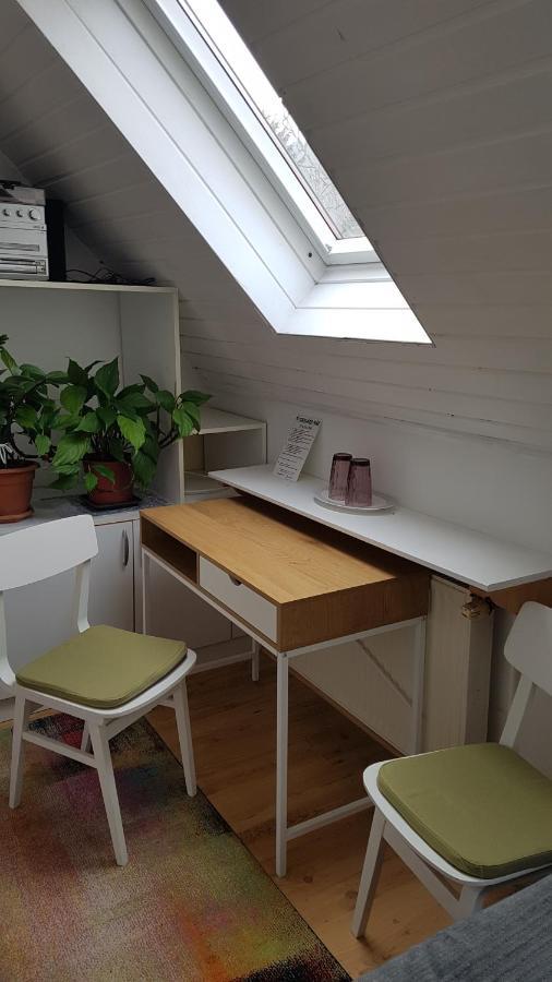 Családi Haz Homestay szállás *