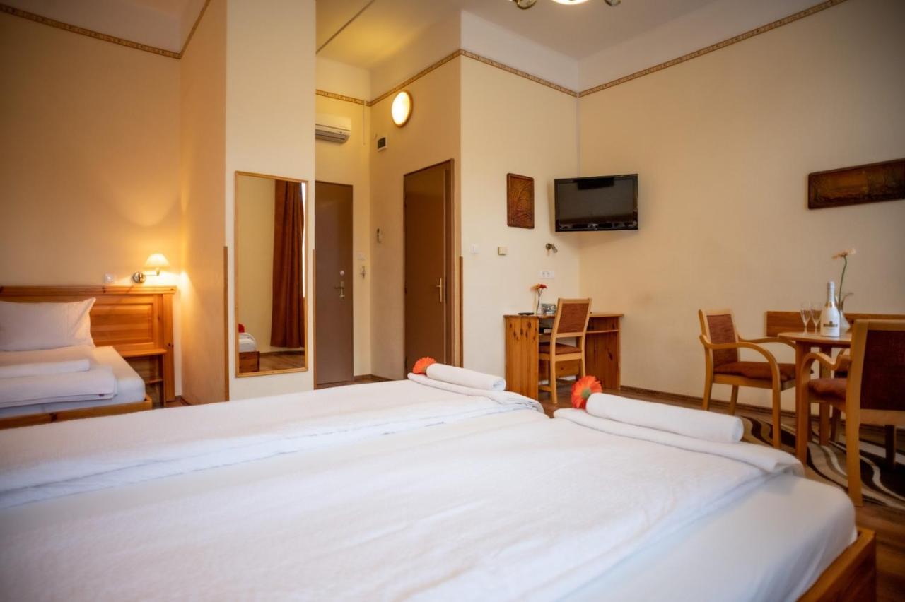 Manzard Panzio Budapest