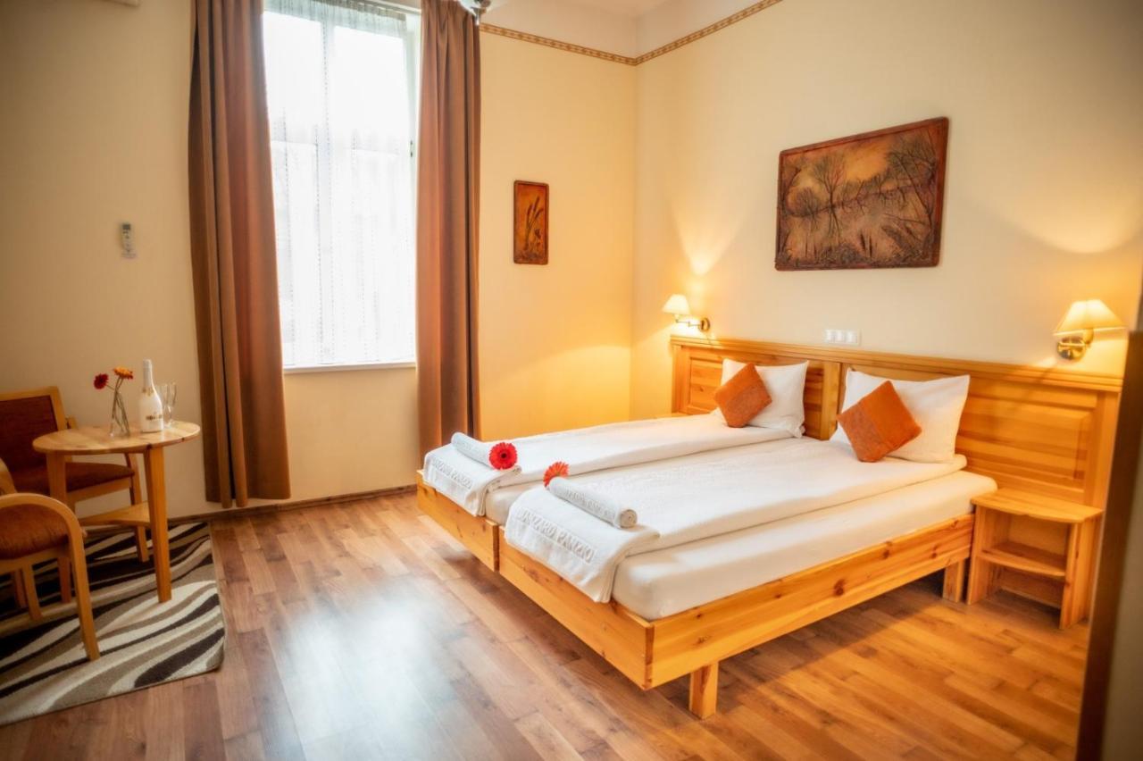Bed & Breakfast Manzard Panzio