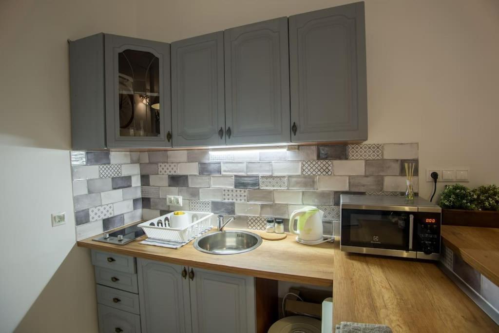 Vintage Near Boulevard With Ac After Renovation * Budapeszt