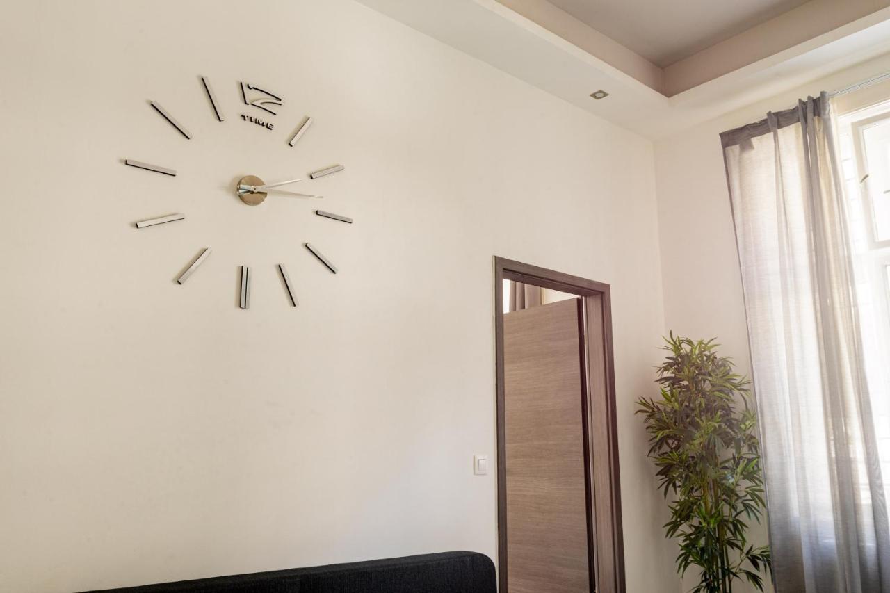 Modernized At Kiraly 51 Budapest