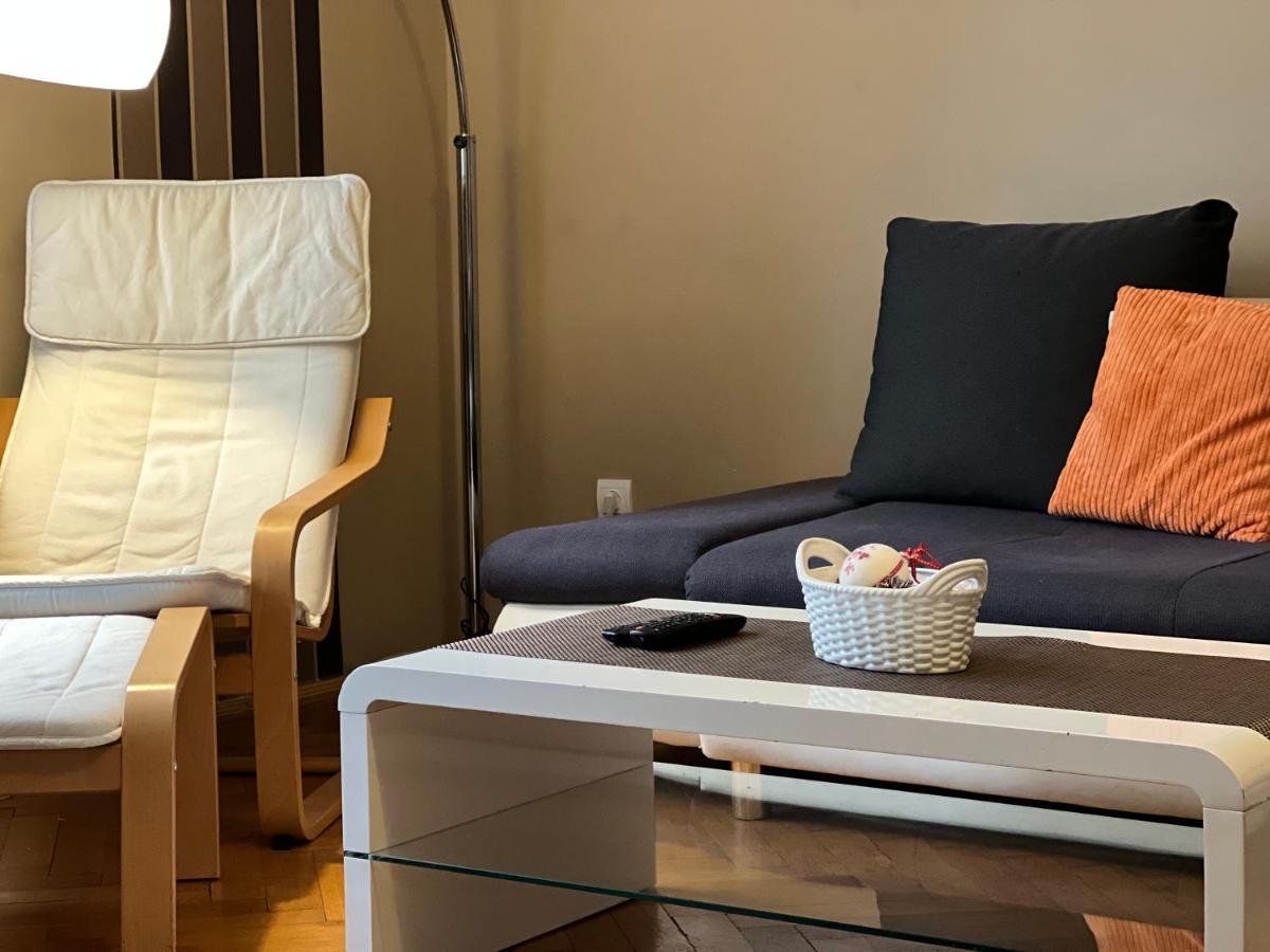 A54: Charming In The Ruin Bar District Apartamento Budapest