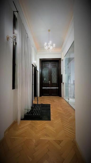 Apartment New, 195 Sqm, Full Center Of