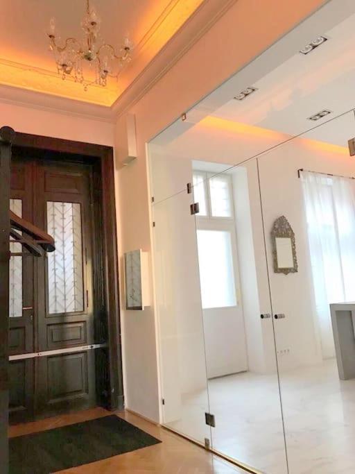 Apartment New, 195 Sqm, Full Center Of