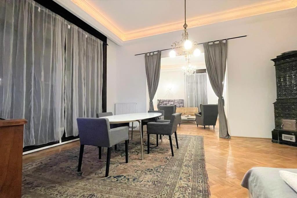 New, 195 Sqm, Full Center Of * Budapest
