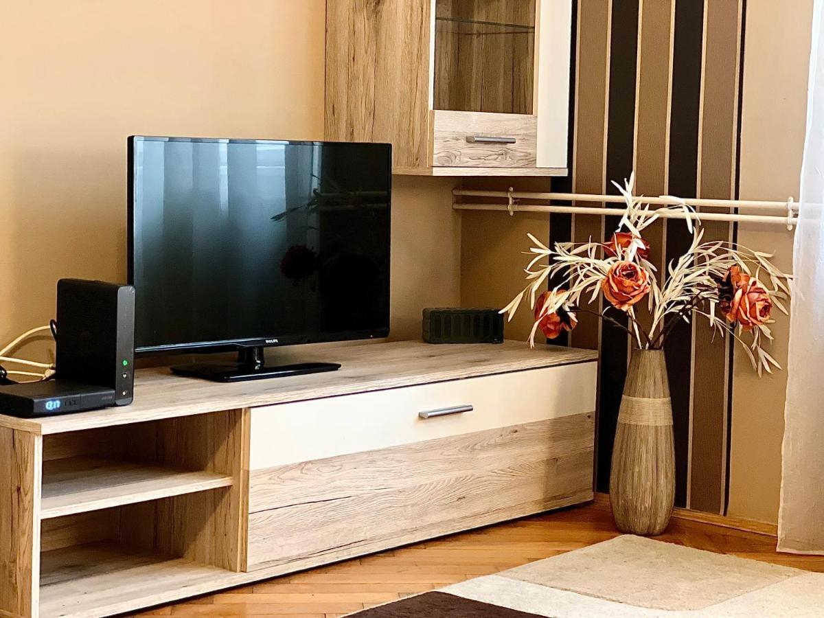 A54: Charming In The Ruin Bar District Apartamento *
