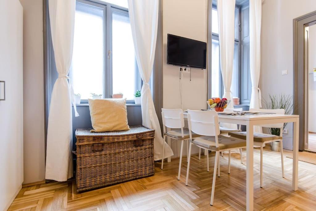 Sunset Studio. Budapest