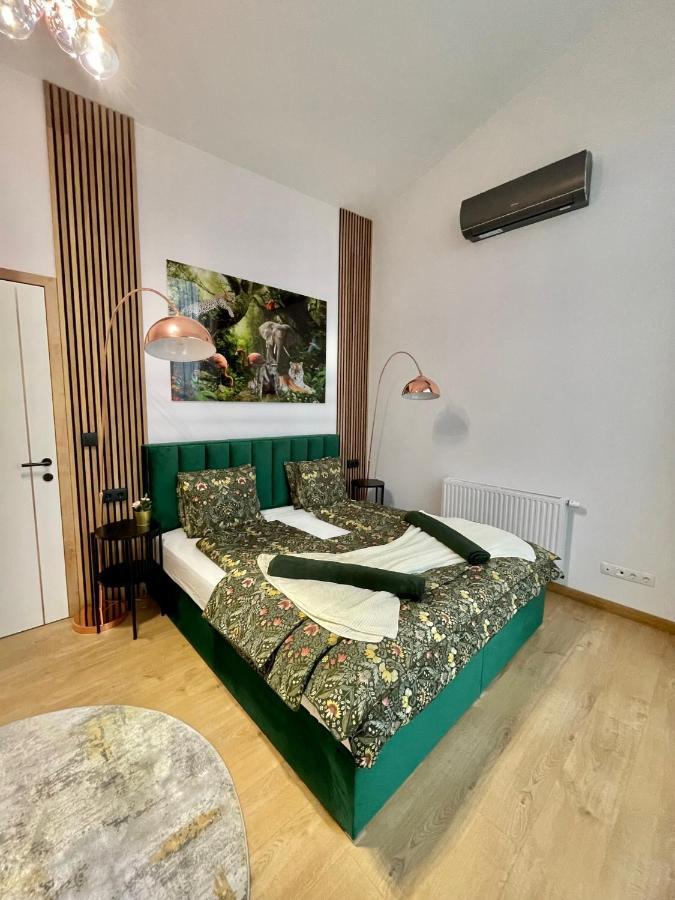 Apartment Centropolitan Penthouse #jacuzzi #freeparking Budapest