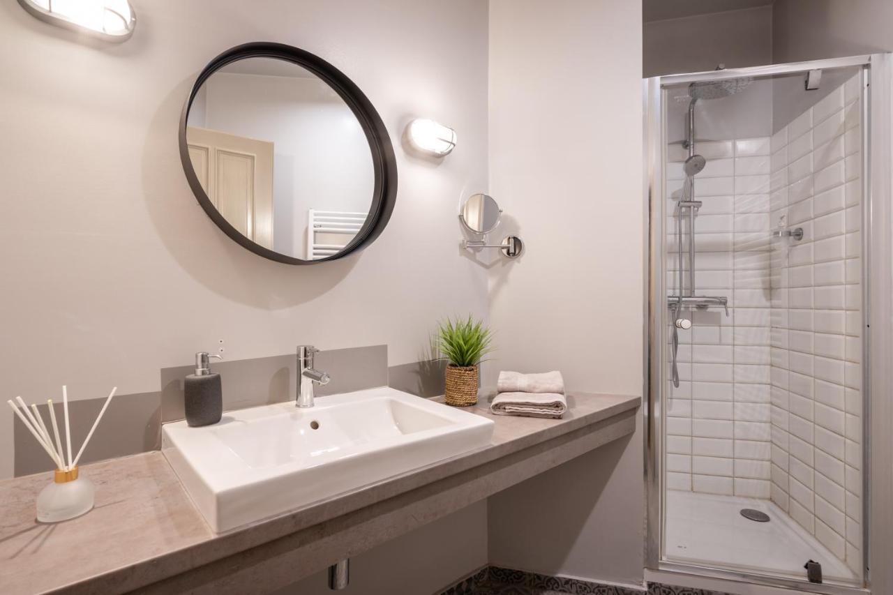 The Pearl Of The Heart Of Apartment Budapest