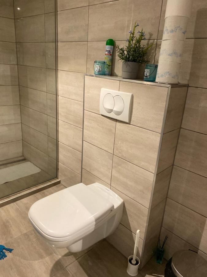 3 Comfortable And Cosy In Heart Of Near Basilica
