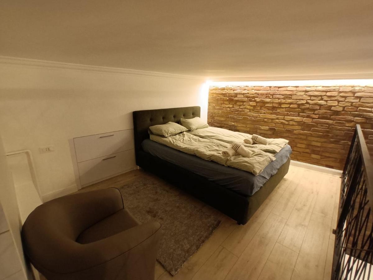 Apartment Duna River Shining *