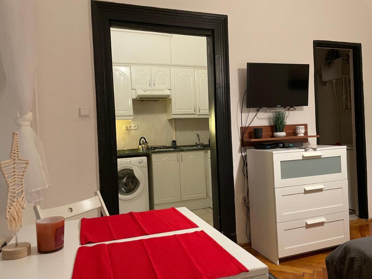 Feel Like - Cozy Downtwon Studio For 2 Apartamento Budapest