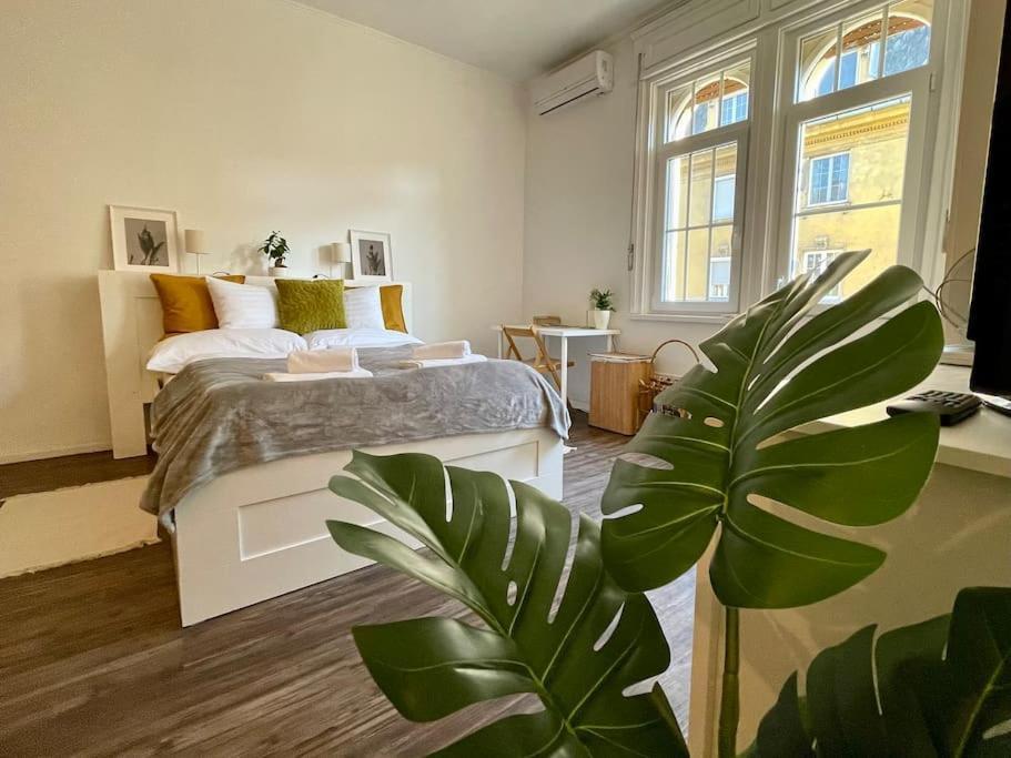 Studio27 - With Balcony At The Buda Castle Apartamento
