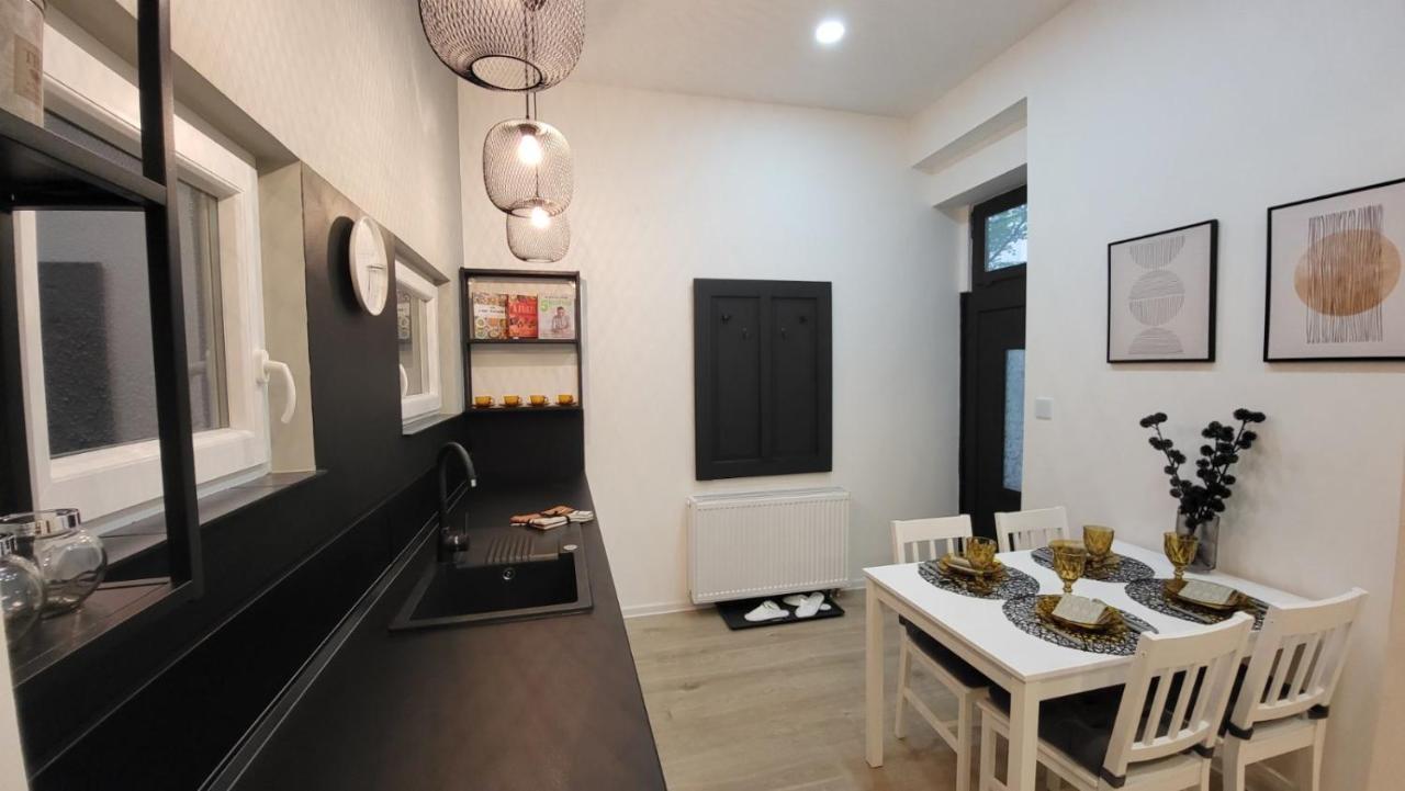 Apartment Cs14 Silver