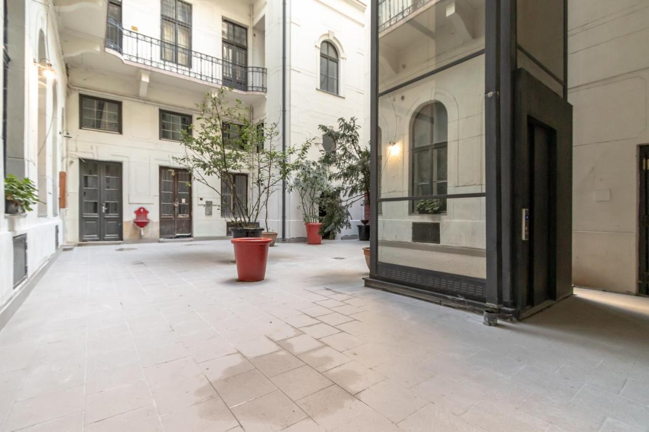 Friendly In The Center With 2bedrooms
