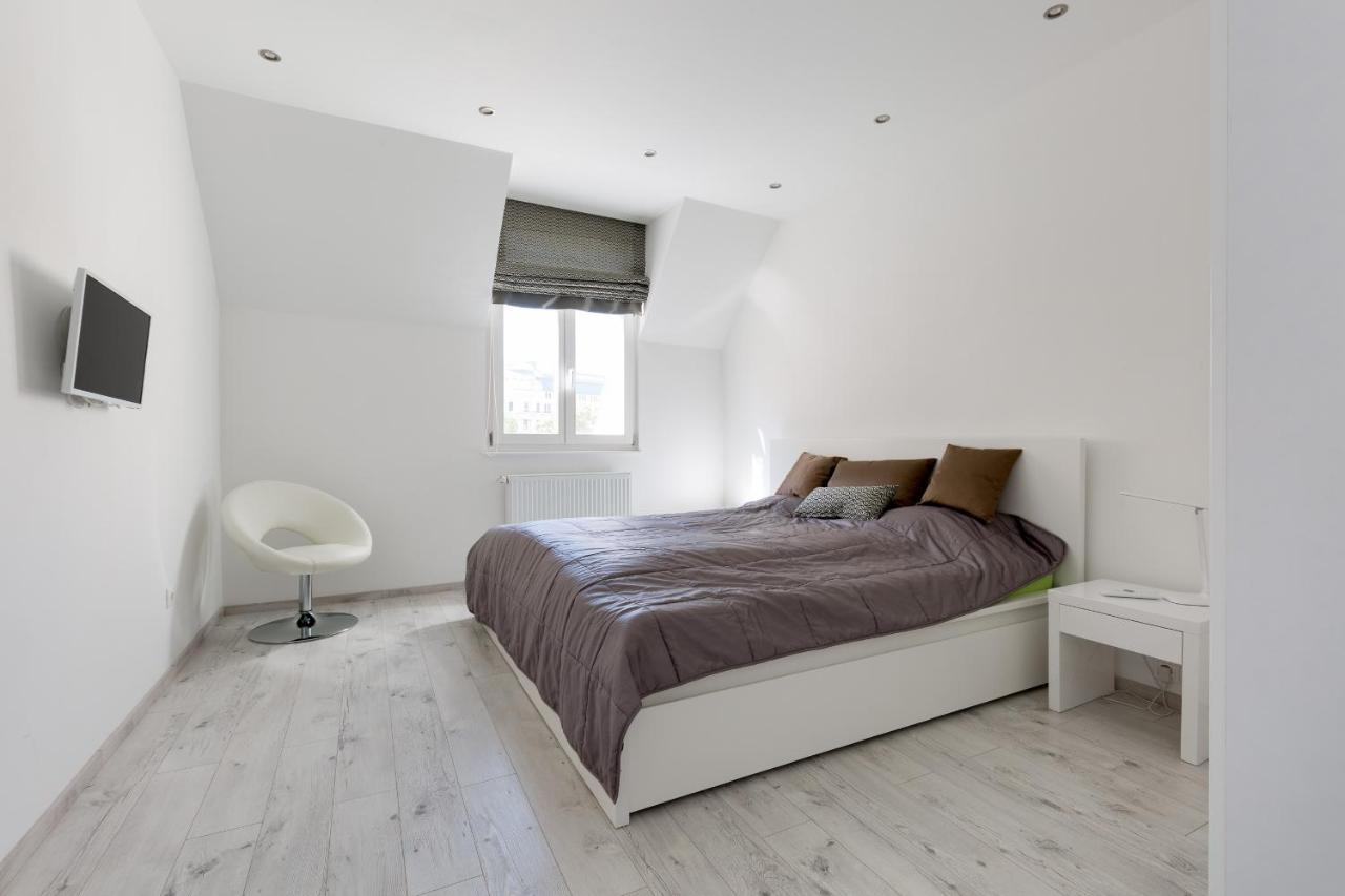 Square 2 Bedrooms - Michaelides Voeroesmarty Square Residences *