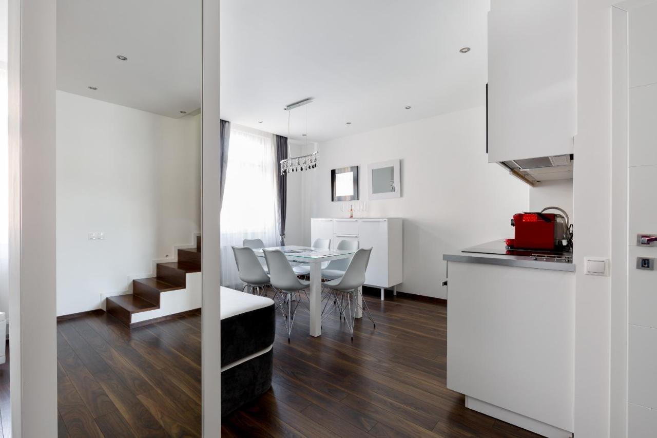 Apartamento Square 2 Bedrooms - Michaelides Voeroesmarty Square Residences Budapest