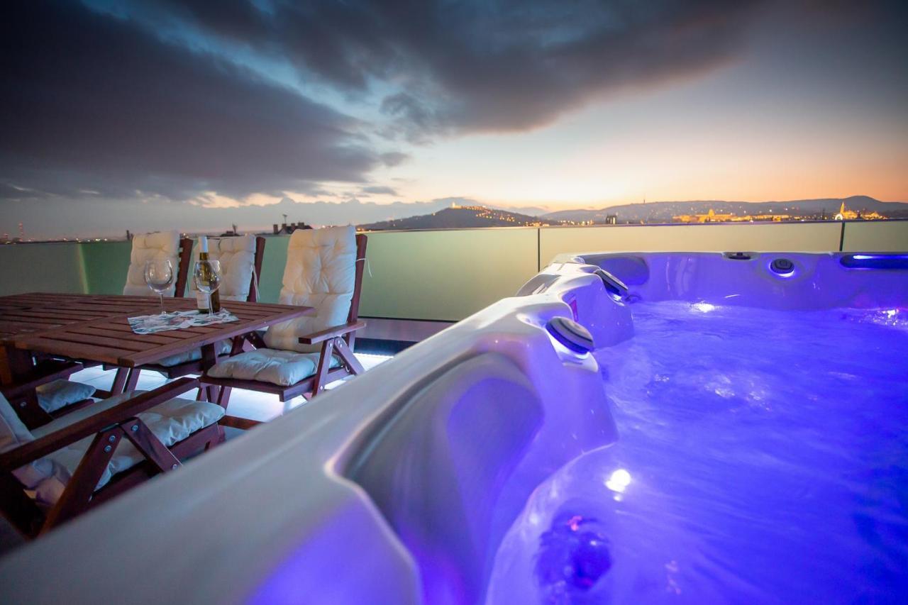Centropolitan Penthouse #jacuzzi #freeparking Budapest