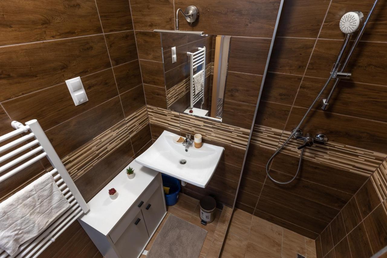 Leo Appartement *