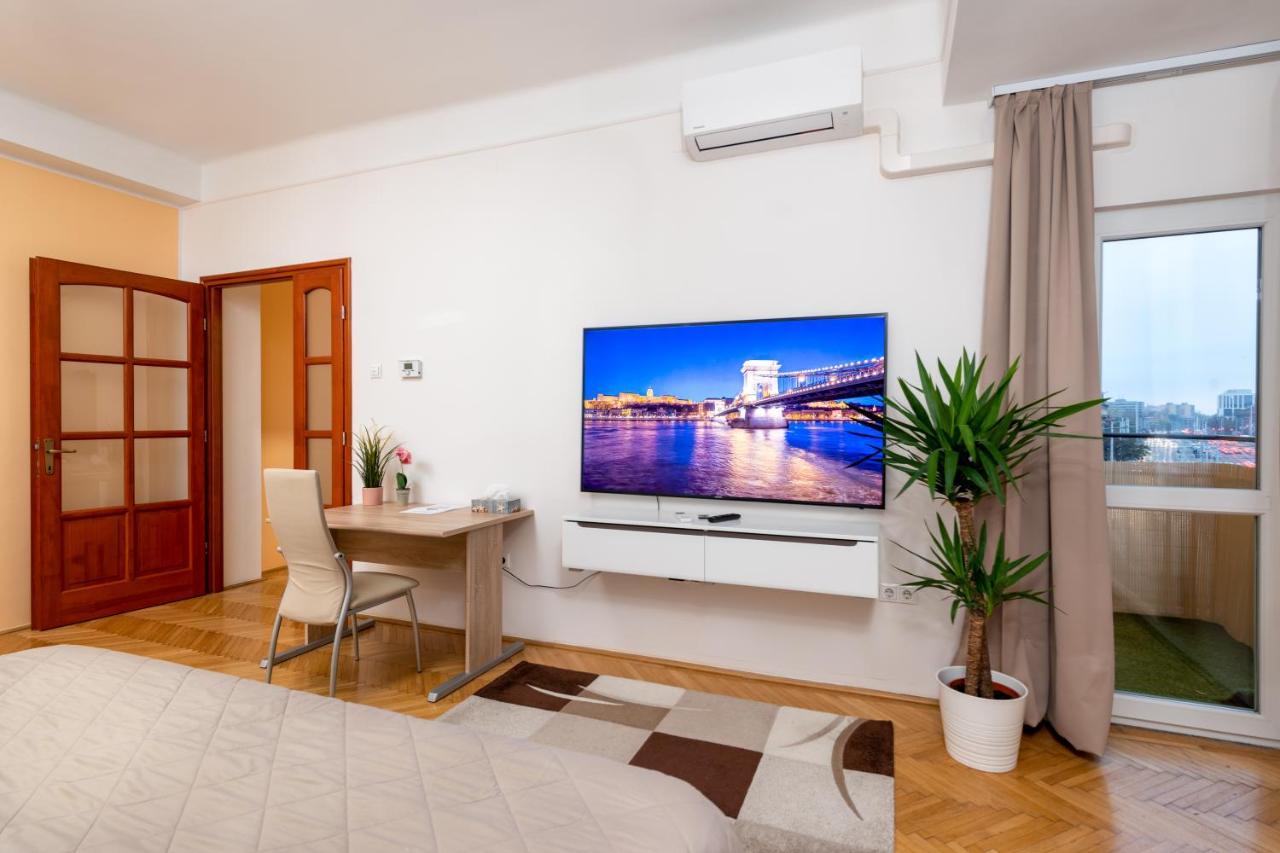 Deluxe With Free Car Park Appartement Boedapest