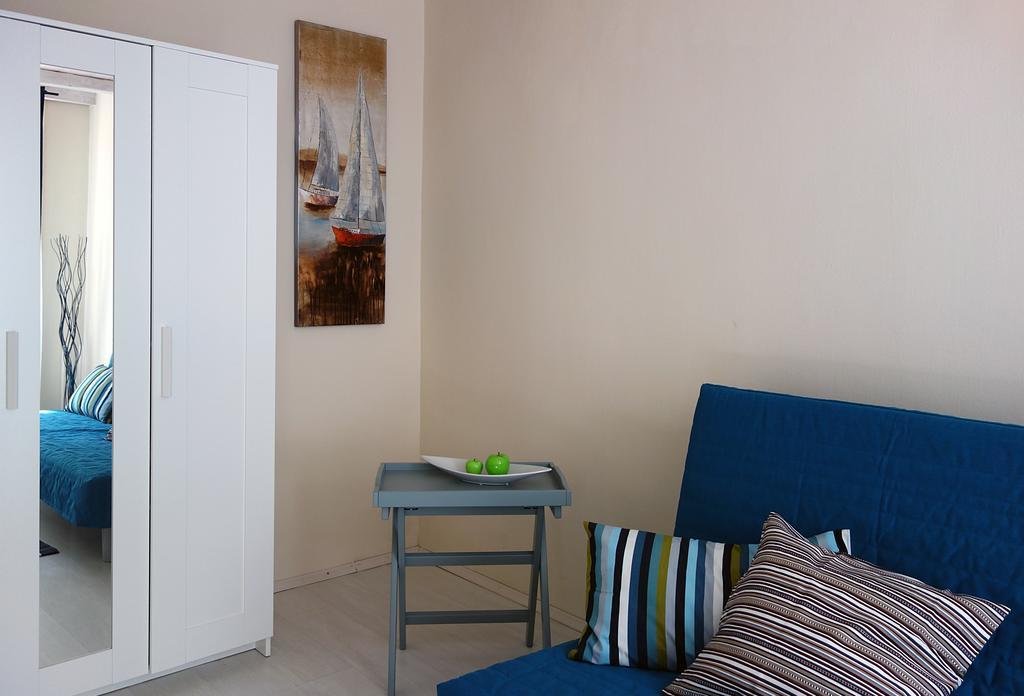 Vivid Rozsa Apartment *