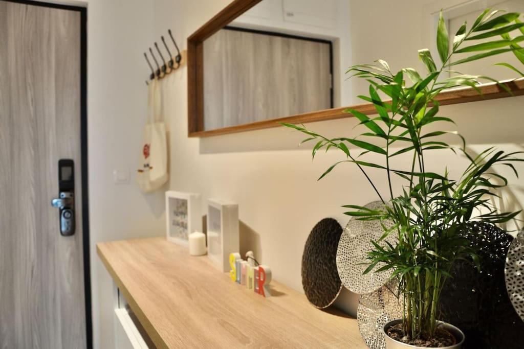 New In - Free Parking Apartamento *
