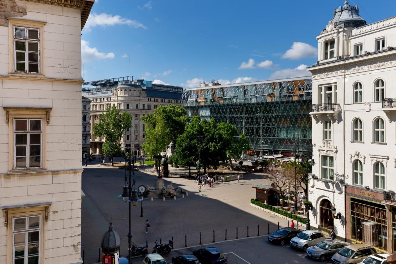 Square 2 Bedrooms - Michaelides Voeroesmarty Square Residences * Budapest