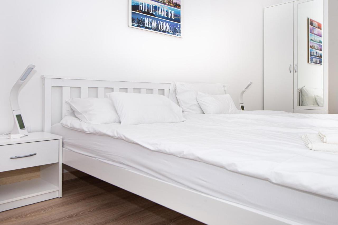 Waterfront By Urbanrent Apartamento *