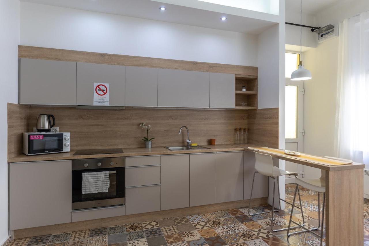 Acacia * Budapest