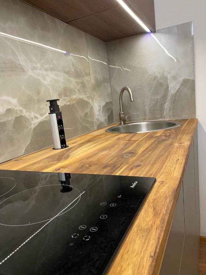 Centrale Rooms Hotell *