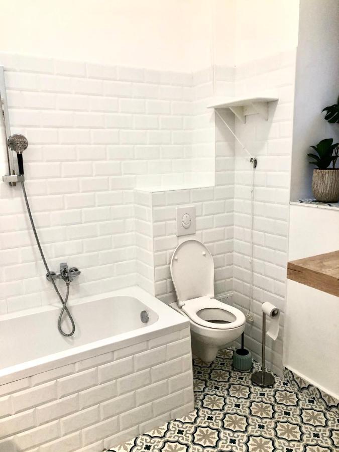 Design Flat At Super Downtown Appartamento Budapest