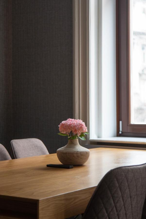 Appartement Luxury With Balcony Next To The New York Cafe Budapest
