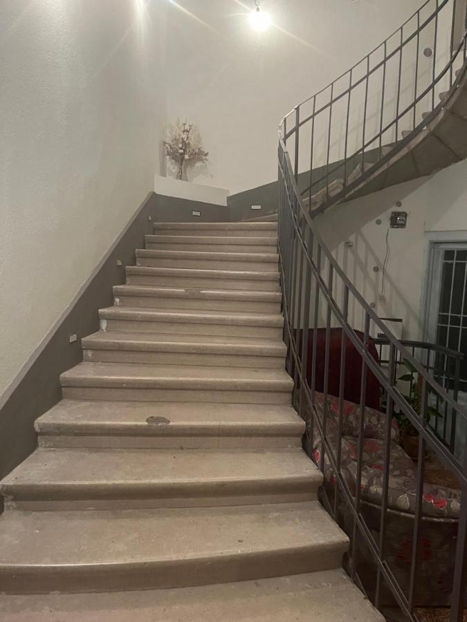 Rising Sun Hill Apartamento Budapest