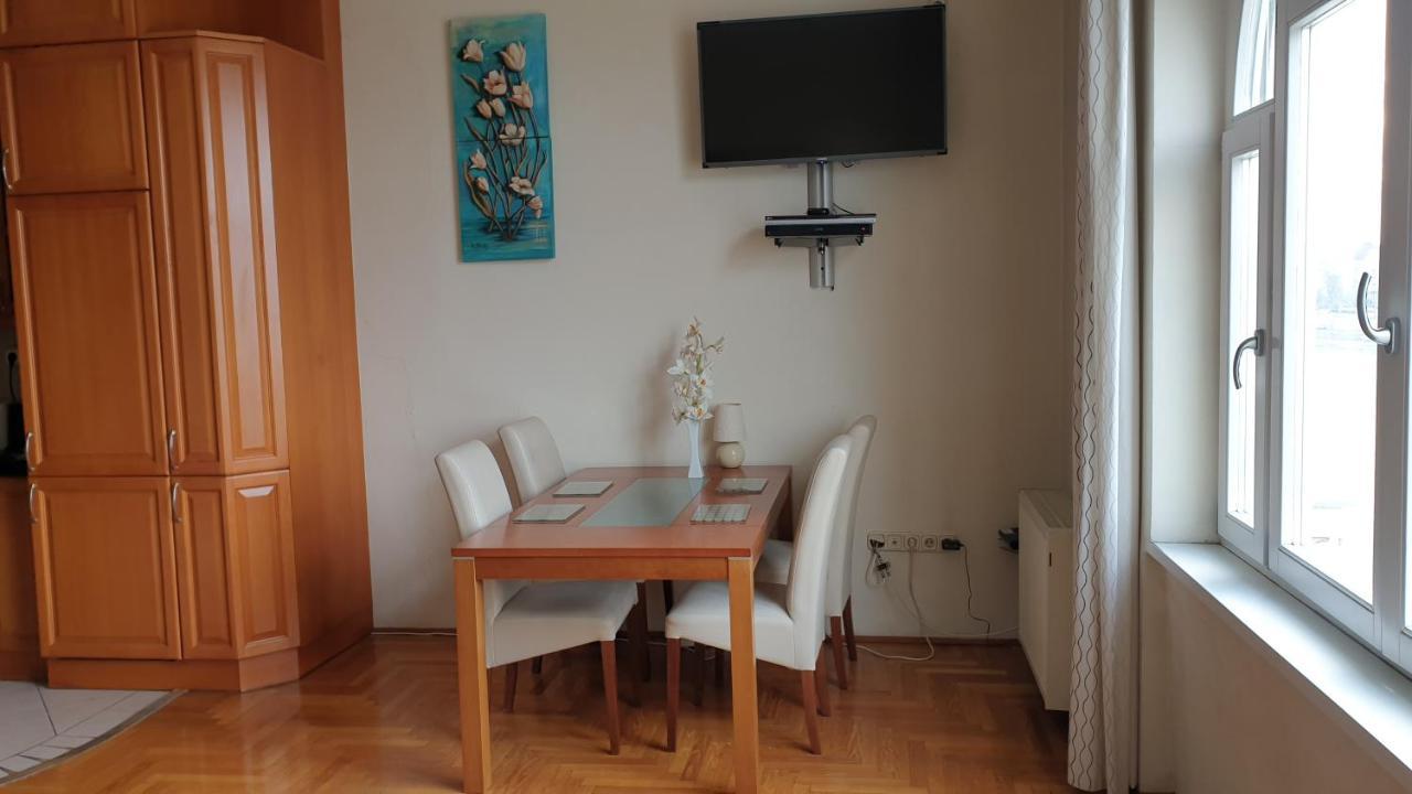 Danube View Apartment Budapest