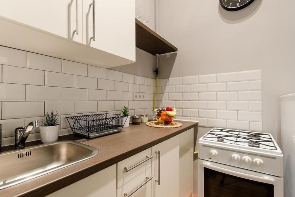 Apartment Blue Lotus T50 *