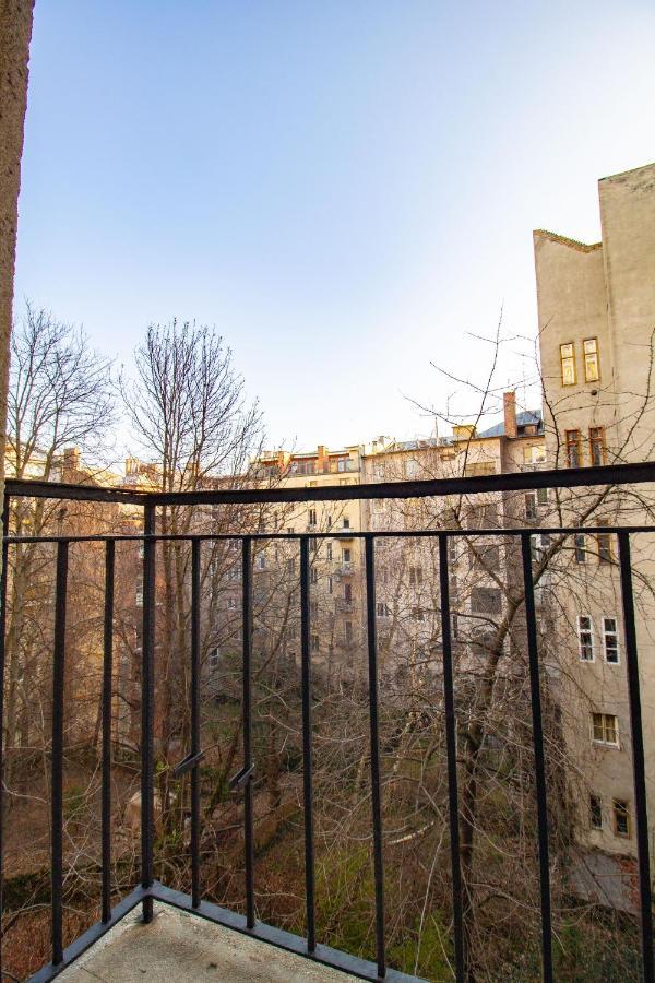 Apartment Small Paris *