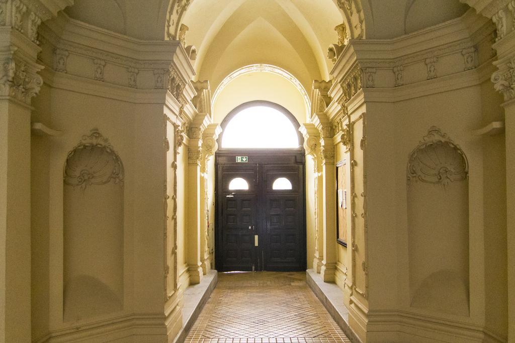 Eoetvoes Appartement *