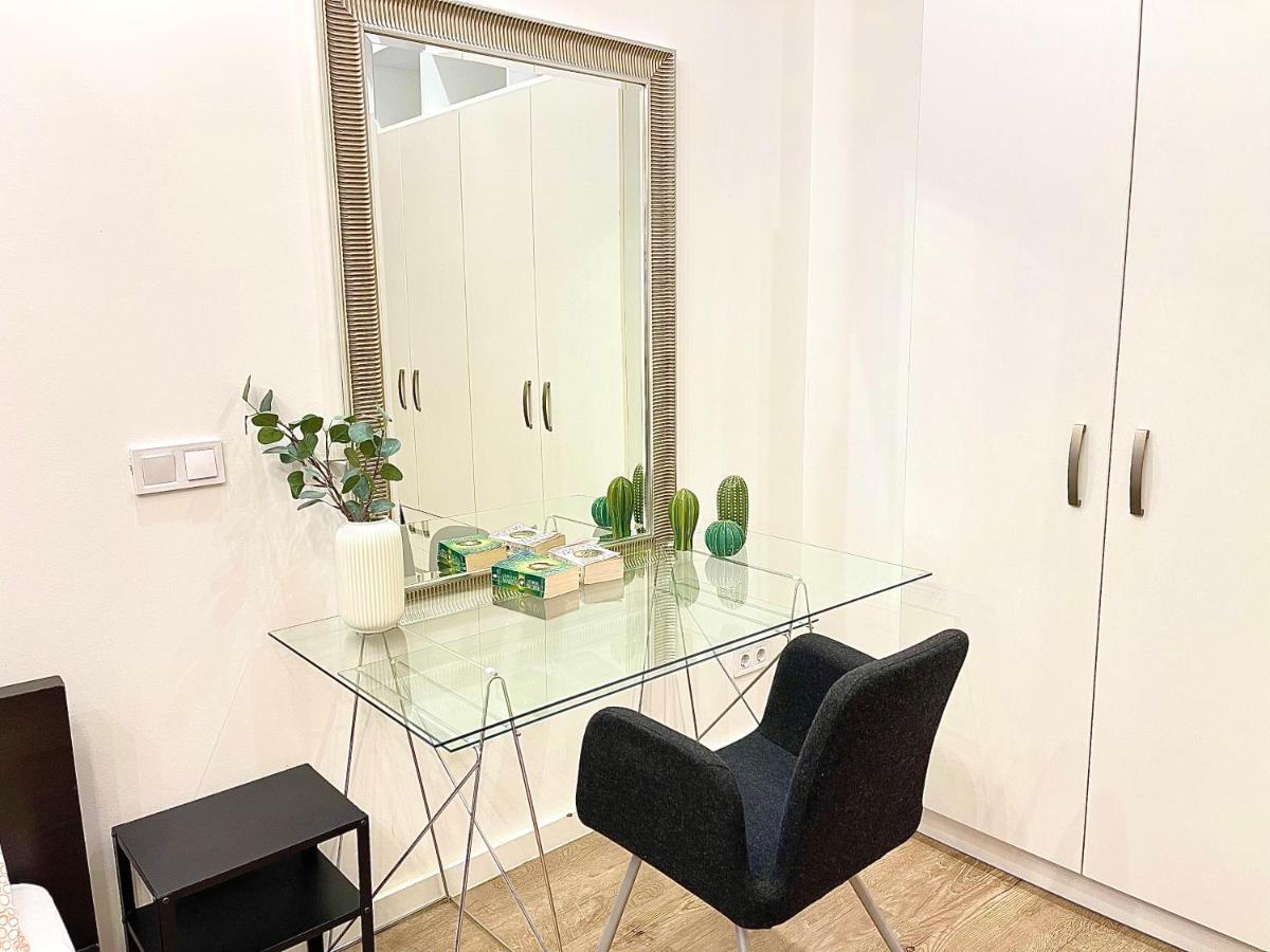 Dream Design - 3 Bedrooms & Finn Sauna Budapest
