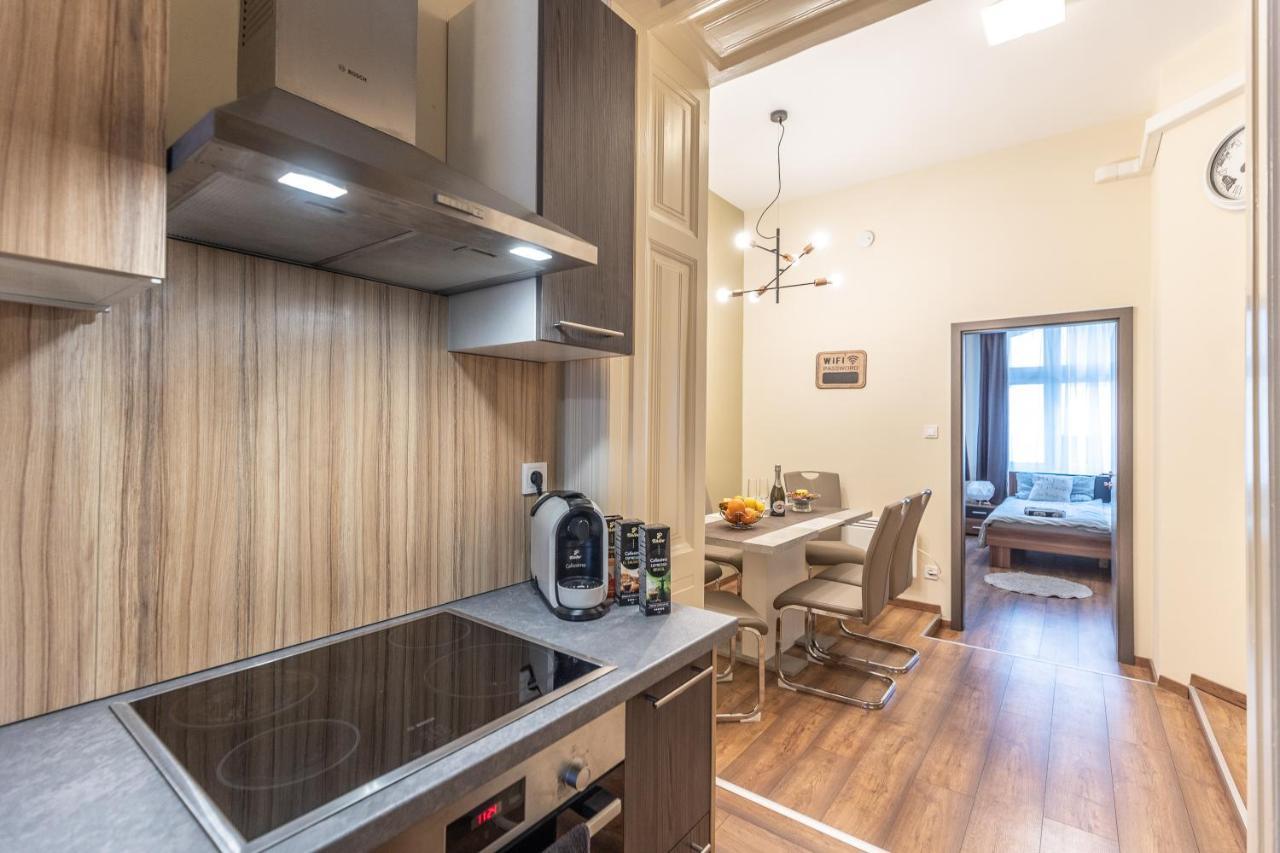 Wiky's With 3bathrooms Apartmán *