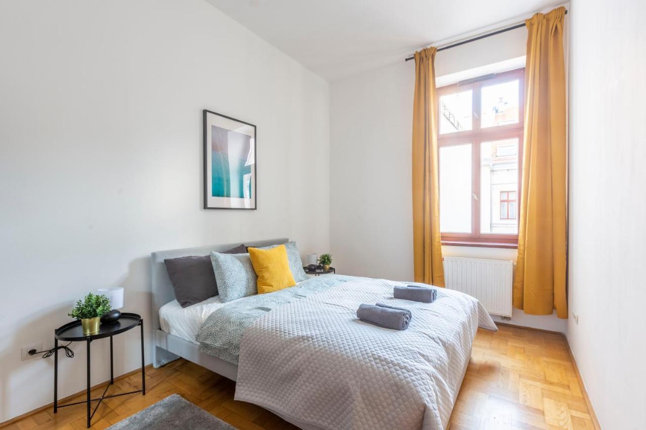 Downtown Cozy In The Gozsdu Garden Apartman Budapest