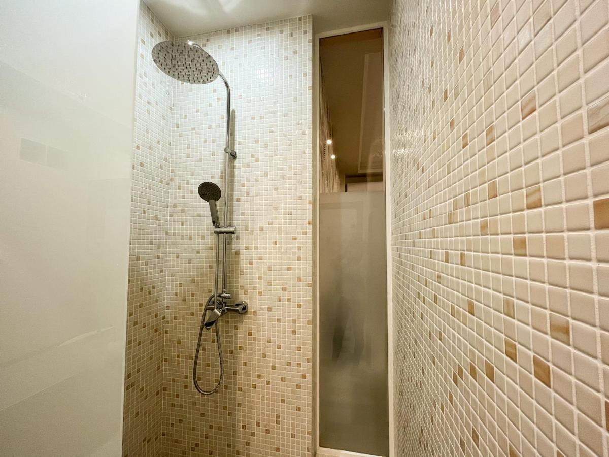 Sauna Studio At Synagogue Budapest