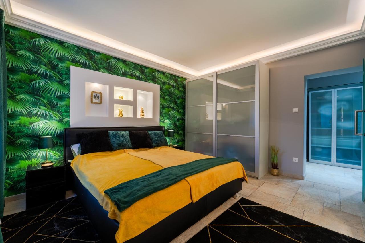 Andrassy Avenue Exclusive Apartment *