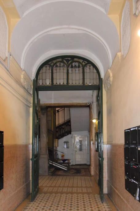 Huge Family Friendly 2br Downtown - Deco House Appartamento *