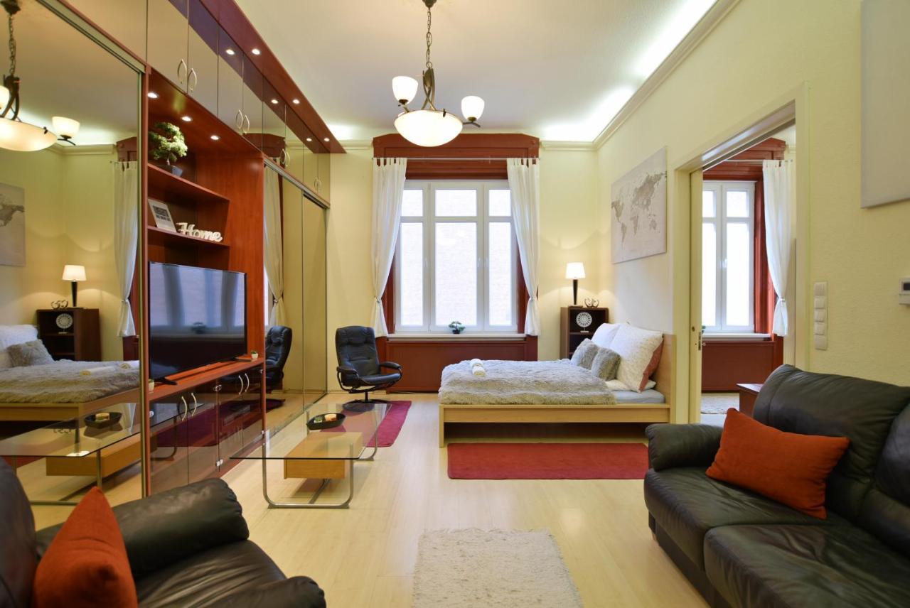 Ultra At Synagogue Apartamento *